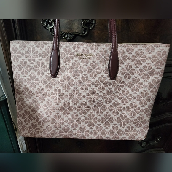 Kate Spade Flower Jacquard Tote - Picture 2 of 8